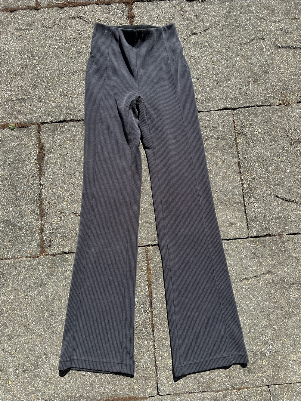Lululemon Ribbed Softstreme Flared Pants - Charcoal - Size 0